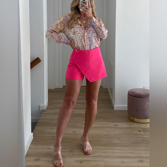 Zara BRIGHT PINK ASYMMETRIC SKORT - Picture 5 of 13